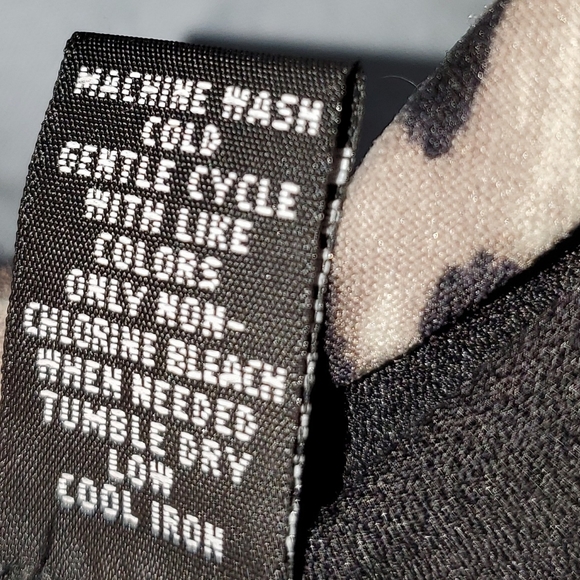 Alfani V-neck Top Animal Print size XS - Picture 6 of 7